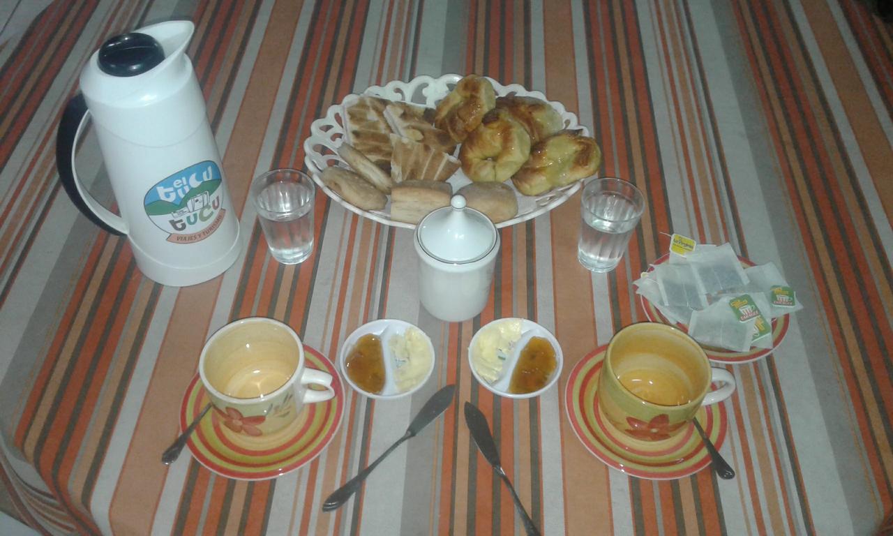 Hostal El Tucu Tucuc San Miguel de Tucuman Bagian luar foto